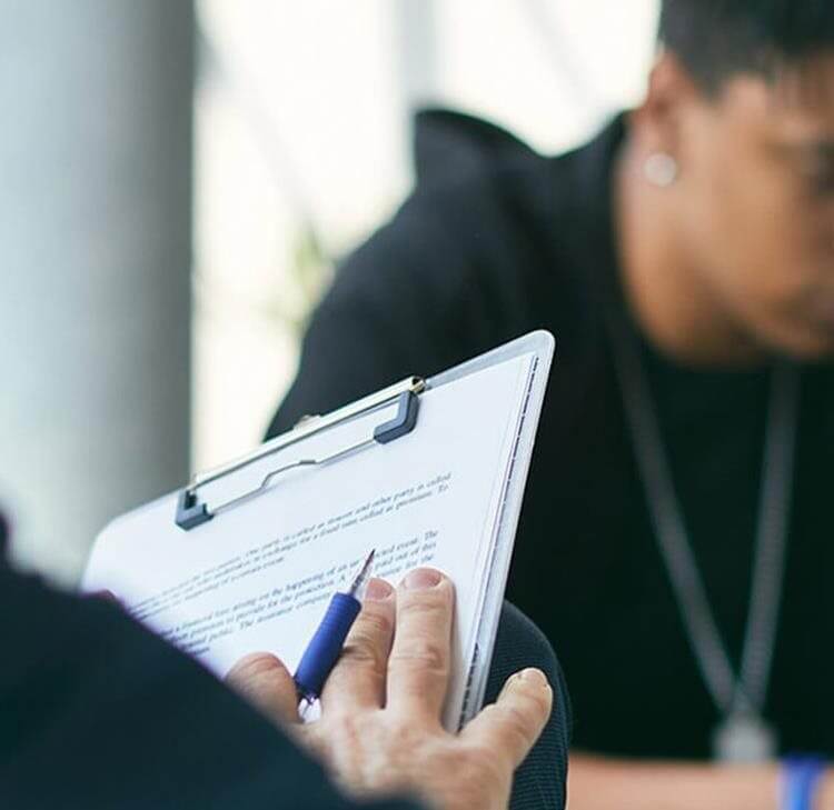 Shared Insights: Complex medical treatment decisions for patients with mental disorder